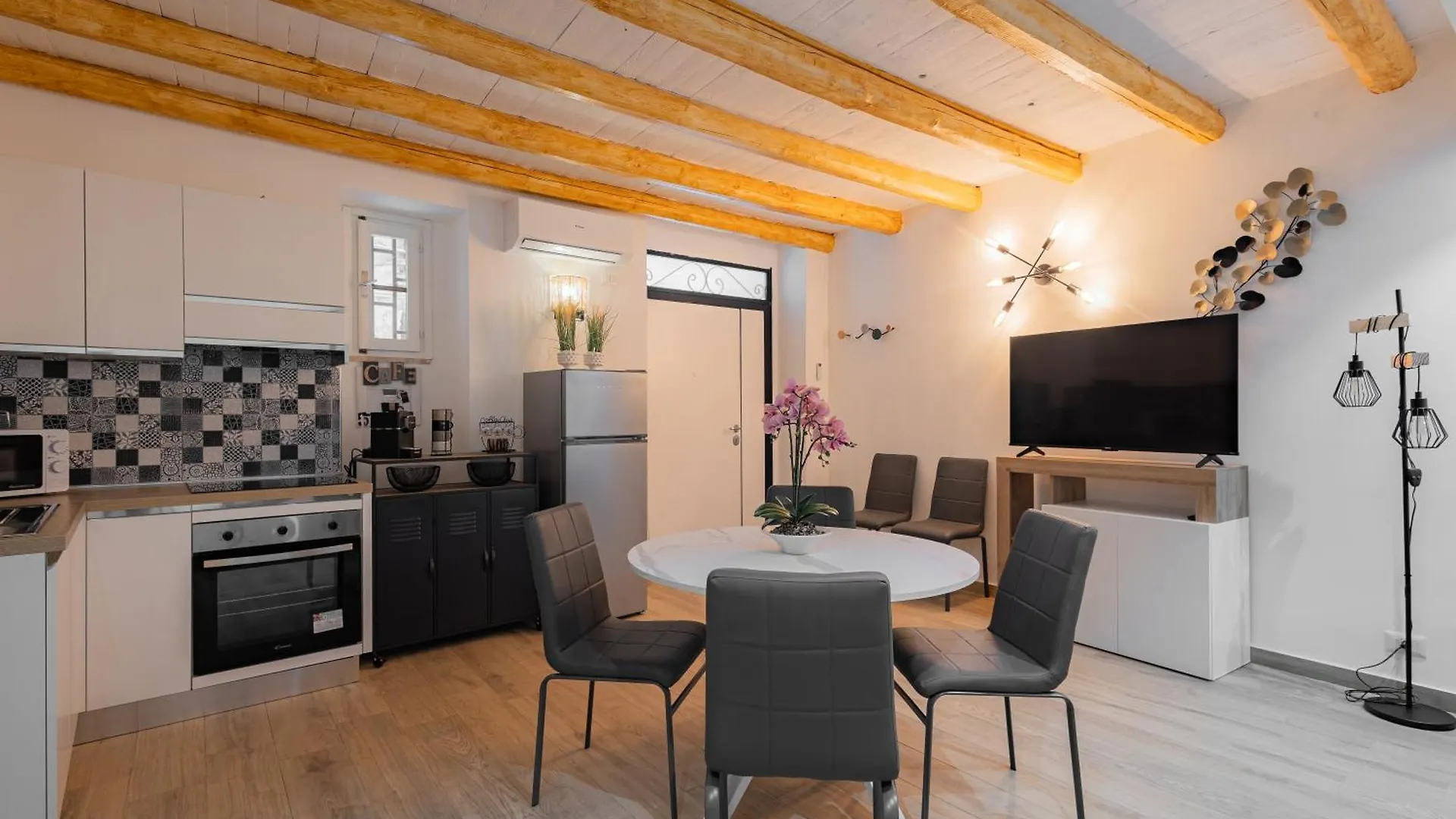 Maqueda Luxury Suite & Home Palermo Italy