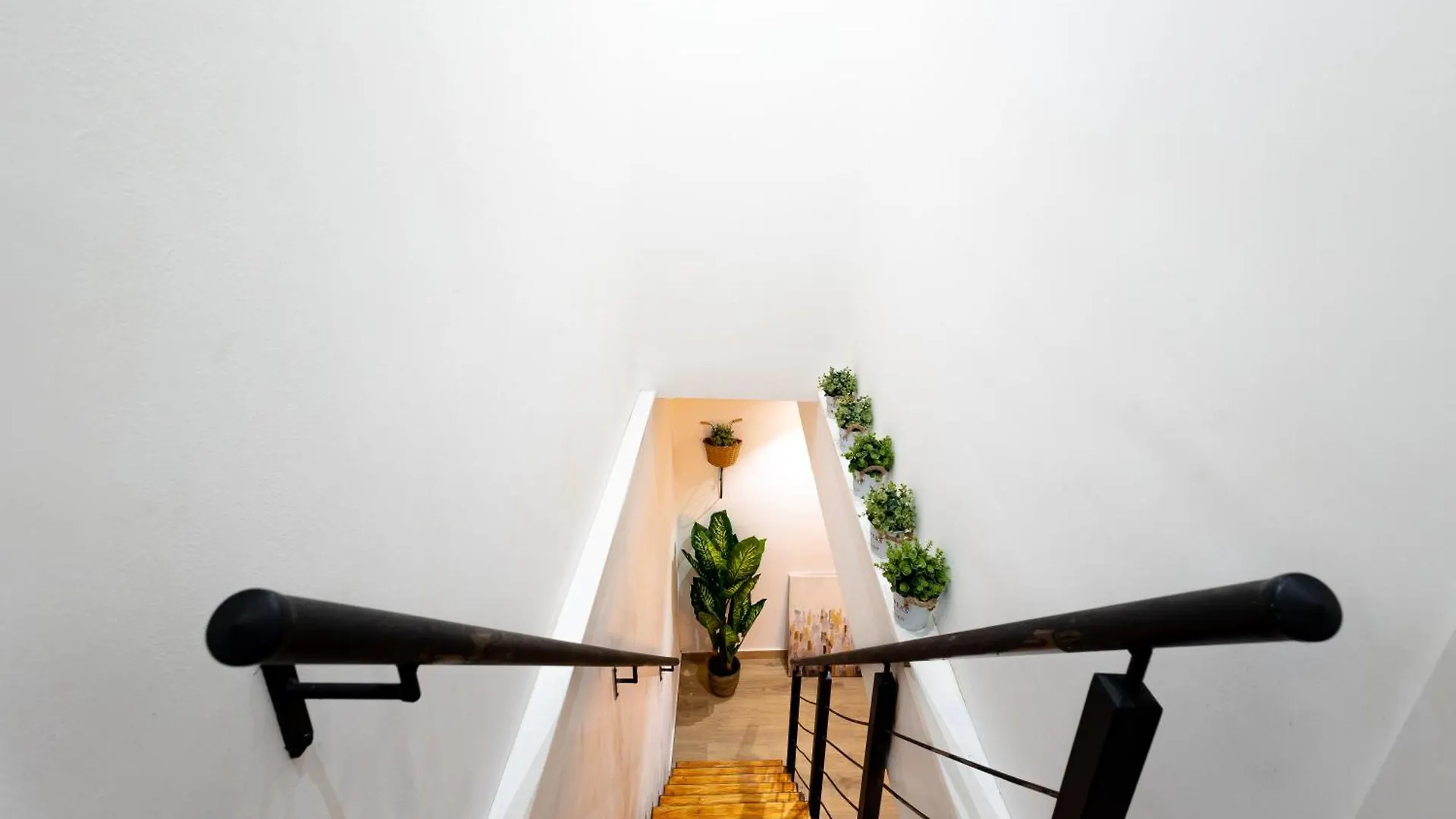 Maqueda Luxury Suite & Home Palermo Apartment
